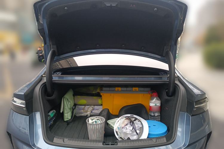 Used BYD Seal 2022 700 km Long-Range Rear-Wheel-Drive Version Trunk