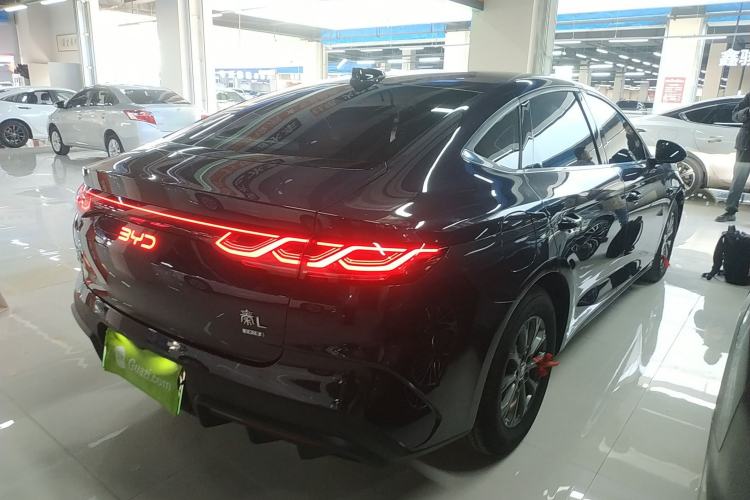 Used BYD Qin L 2025 DM-i Smart Drive 80KM Leading Model
