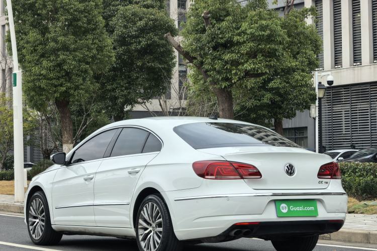 Used Volkswagen FAW-Volkswagen CC 2016 1.8TSI Luxury Model
