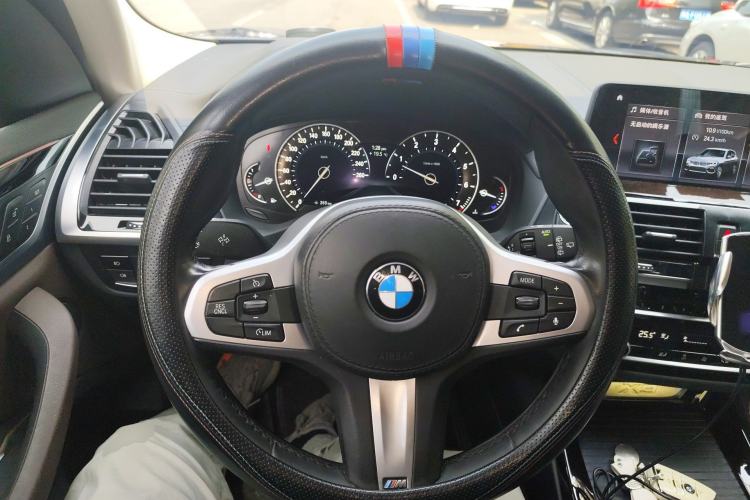 Used BMW X3 2018 xDrive25i M Sport Package China VI Steering Wheel