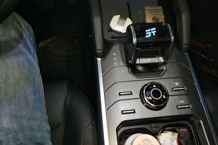 Used JETOUR Traveler 2025 1.5TD DCT Two-Wheel Drive Exploration+
