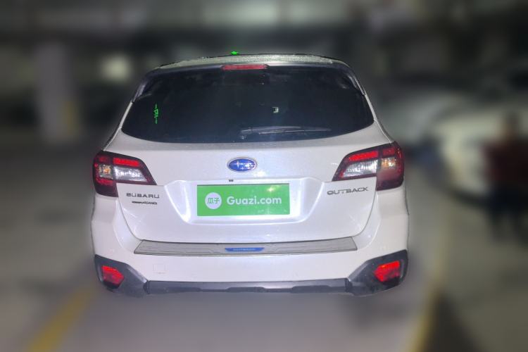 Used Subaru Outback 2015 2.5i Luxury Navigation Edition Rear