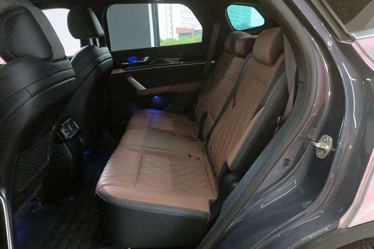 Used BYD Tang New Energy 2021 DM-i 112KM Prestige Model Interior 4