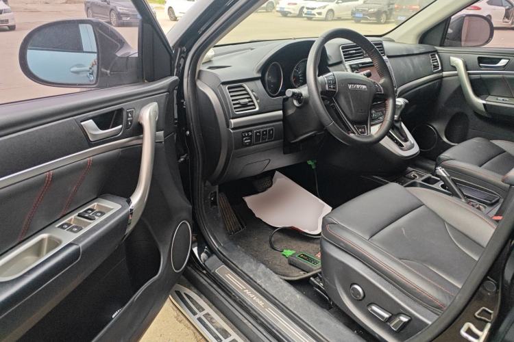 Used Haval H6 2015 Sport Edition 1.5T Automatic Two-Wheel Drive Luxury Model