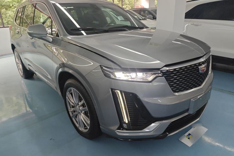 Used Cadillac XT6 2022 2.0T Six-Seater Four-Wheel Drive Luxury Version
