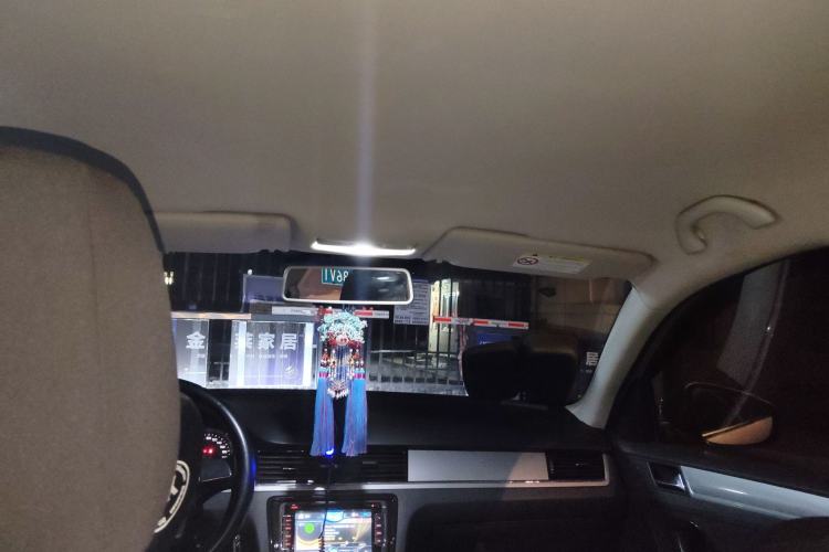 Used Volkswagen Bora 2015 Value Edition 1.6L Manual Fashionable Style
