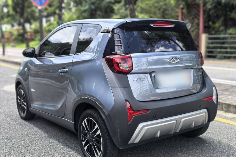 Used Chery Little Ant 2022 Revised Version Sweet Pink Edition Half-Sugar Version Lithium Iron Phosphate 30.7 kWh 30 kW 301 km