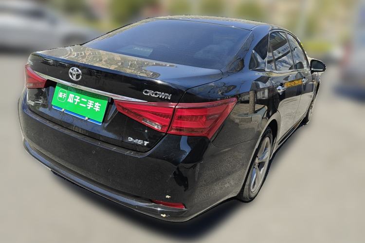 Used Toyota Crown 2015 2.0T Fashion Edition Rear Right 45 Deg