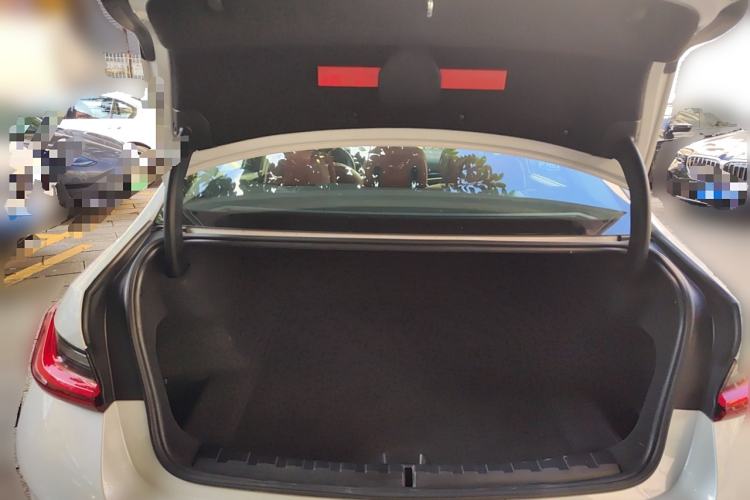 Used BMW i3 2022 eDrive 35 L
