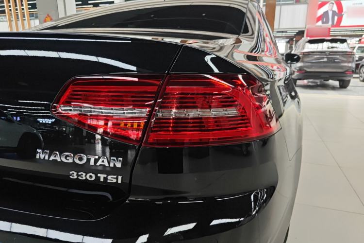 Used Volkswagen Magotan 2019 330TSI DSG Luxury Model China V Standard
