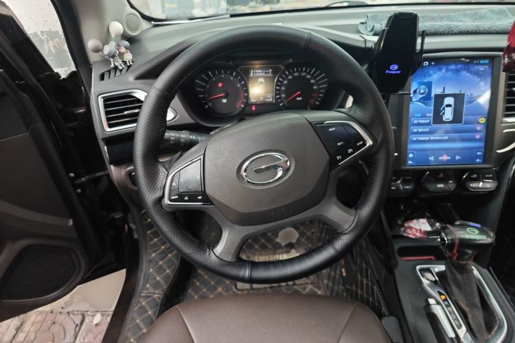 Used GAC Trumpchi GS4 2015 200T G-DCT Luxury Edition Steering Wheel