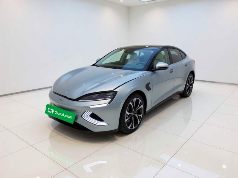 Used BYD Seal 2022 550 km Standard Range Rear-Wheel Drive Prestige Version — 1