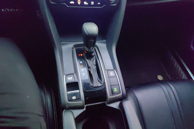 Used Honda Civic 2021 HATCHBACK 220TURBO CVT Trendy Cool Edition
