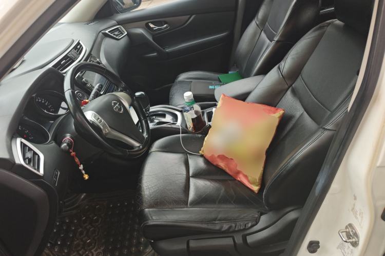 Used Nissan X-Trail 2014 2.0L CVT Comfort Edition 2WD Left Front Seat