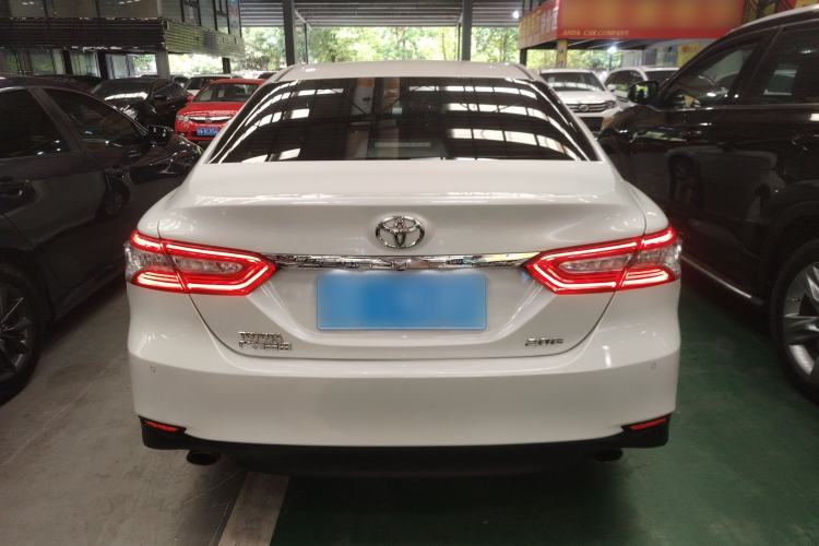 Used Toyota Camry 2018 2.0G Luxury Edition
