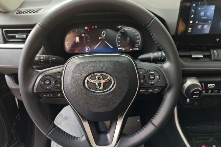 Used Toyota Wildlander 2023 2.0L CVT Two-Wheel Drive Luxury PLUS Edition Steering Wheel