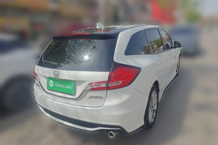 Used Honda Jade 2017 1.8L automatic Comfort version 5 seats
