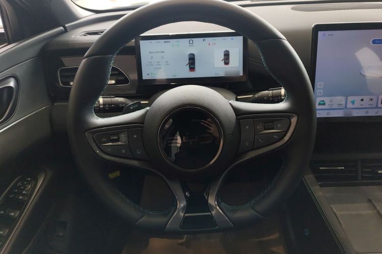 Used BYD Seal 06 New Energy 2025 DM-i Smart Drive 120KM Deluxe Model Steering Wheel