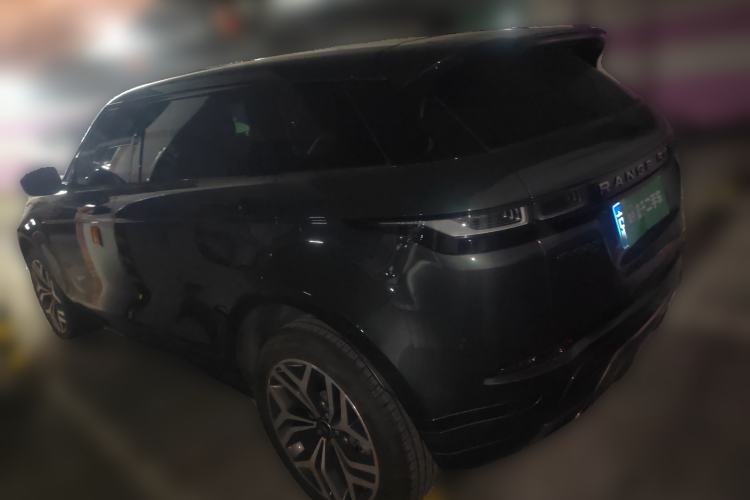 Used Land Rover Range Rover Evoque 2023 Aurora L 249 PS Luxury Edition