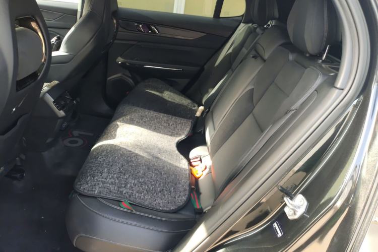 Used Lynk & Co 01 EM-P 2021 1.5TD PHEV Halo Interior 4