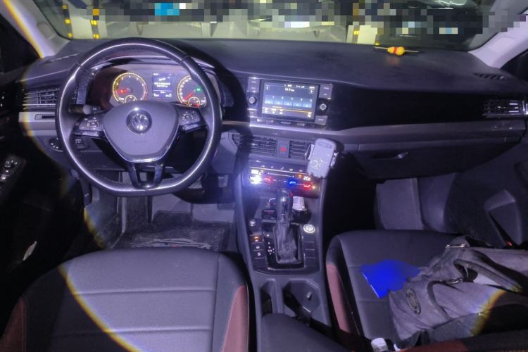 Used Volkswagen Bora 2020 1.5L Automatic Elite Version Center Console
