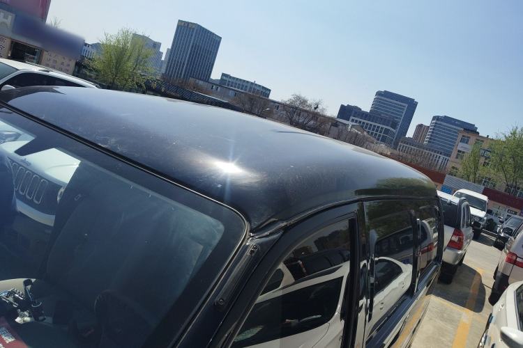 Used FORTHING Lingzhi 2023 V3 1.6L Base Model 2 Seats Roof