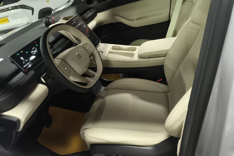 Used Nio ES6 2024 75 kWh