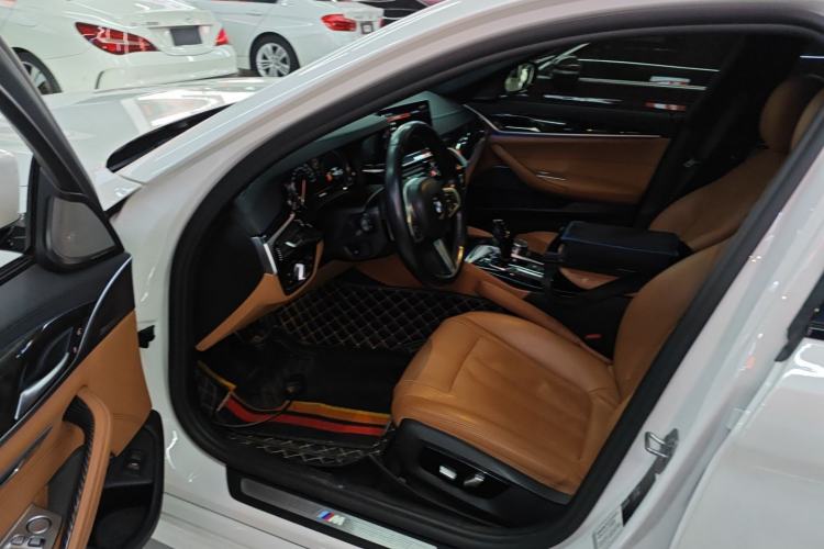 Used BMW 5 Series 2018 Restyled 530Li Luxury Edition M Sport Package
