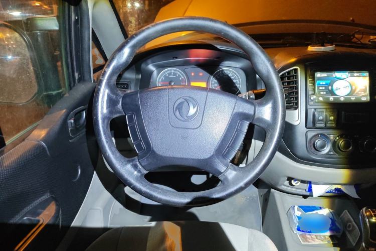 Used FORTHING Lingzhi 2016 M3L 1.6L 7-Seater Standard Model
