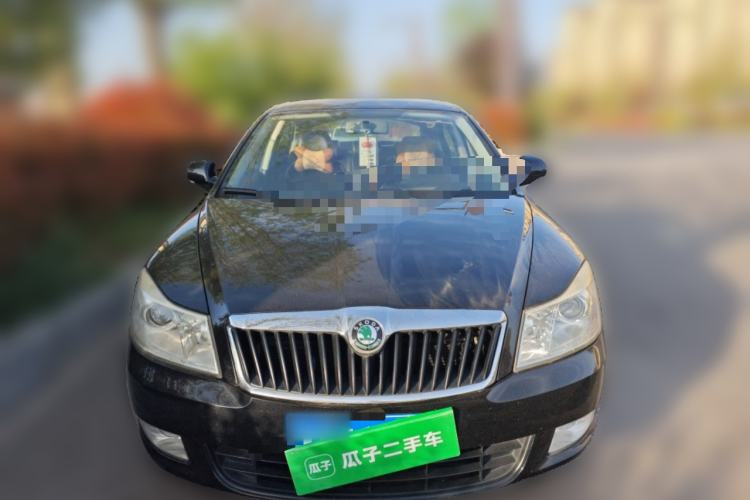 Used Skoda Octavia 2013 1.6L Manual Yijie Edition Front