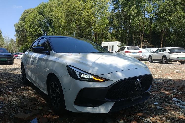 Used MG 5 2023 180 DVVT CVT Luxury Edition
