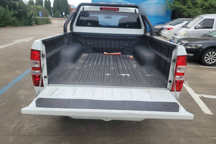 Used Isuzu JLM 2022 2.8T Classic Diesel Two-Wheel Drive Comfort Version with Long Wheelbase – JE493ZLQ6E
