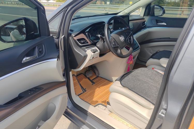 Used Buick GL8 2020 Land Business Class 652T Luxury Model