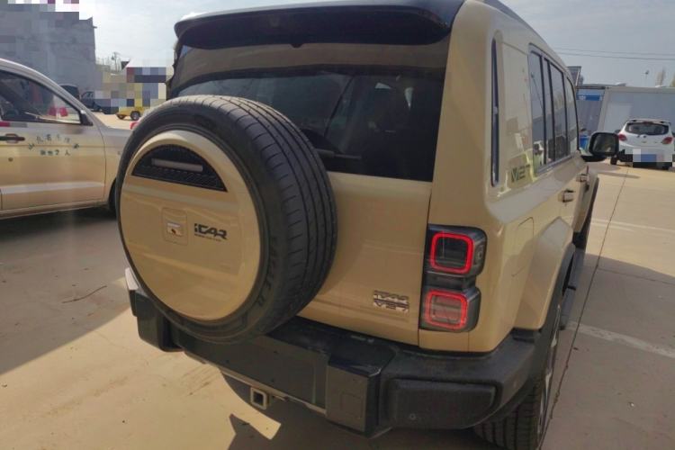 Used iCAR V27 2026 Model 200KM Four-Wheel Drive Falcon 700 Rear Right 45 Deg