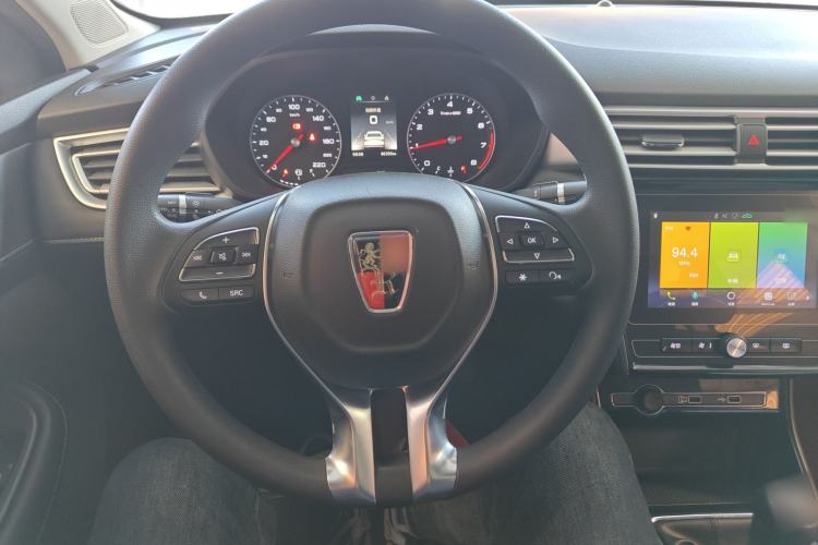 Used Roewe i5 2019 1.5L Manual 4G Connect Leehao Flagship Edition