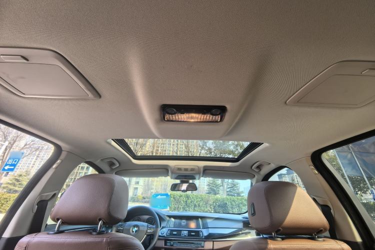 Used BMW 5 Series 2014 520Li Elegant Model
