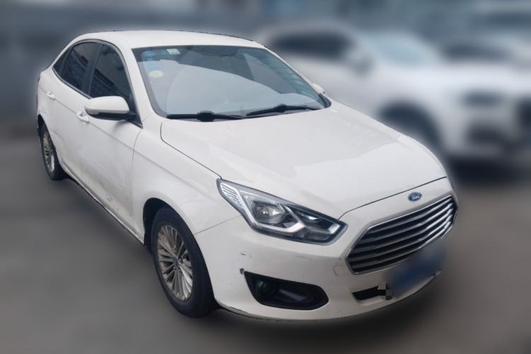 Used Ford Escort 2015 1.5L Manual Comfort Model Front Right 45 Deg