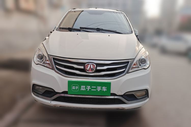 Used BAIC Weiwang M30 2015 1.5L Basic Version DAM15 Front
