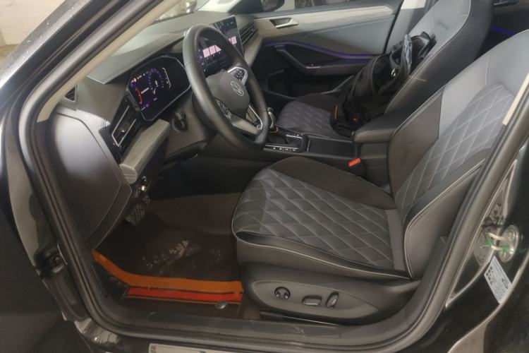 Used Volkswagen Sagitar 2023 300TSI DSG Excellence Edition
