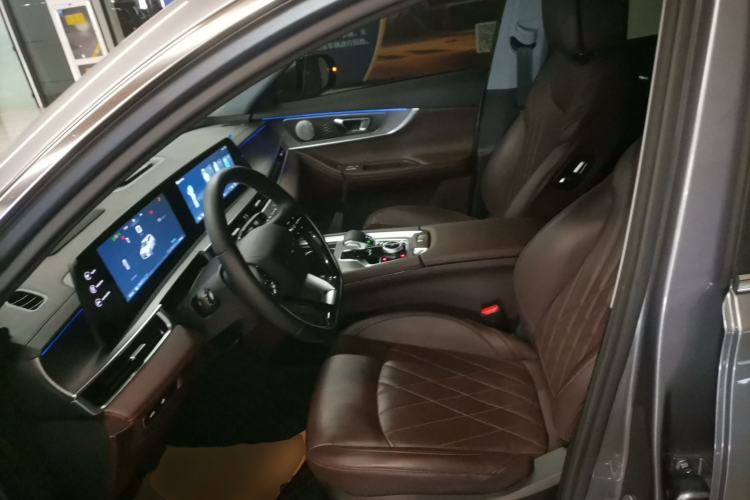 Used Chery Tiggo 8 PRO 2024 Champion Edition 390T Two-Wheel Drive Aoshi Version 5 Seats