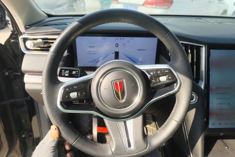 Used Hongqi HS7 PHEV 2024 2.0T PHEV Four-Wheel Drive Flagship Edition 6 Seats
