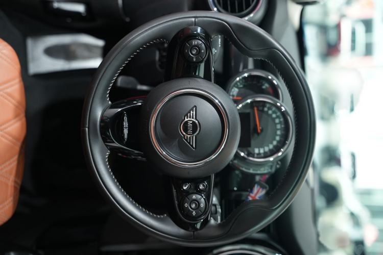 Used MINI 2018 1.5T COOPER Artist Five-Door Edition Interior 2