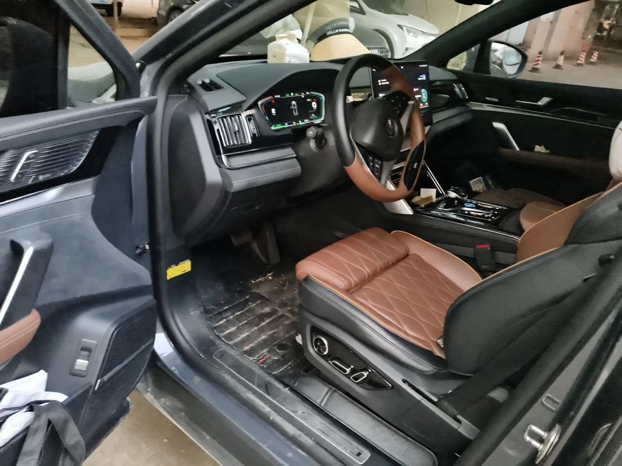 BYD Tang New Energy 2021 DM-i 112KM Prestige Model - Executive — снимка 16