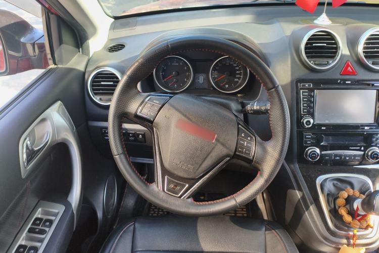 Used Haval H6 2015 Upgraded Model 1.5T Manual Two-Wheel Drive Elite Version