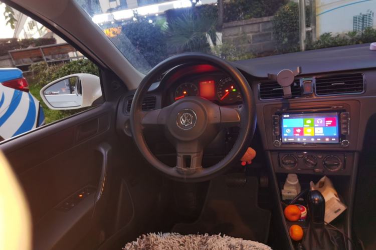 Used Volkswagen Santana 2015 1.6L Automatic Fashion Edition