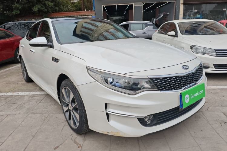 Used Kia K5 2017 2.0L Automatic 15th Anniversary Special Edition LUX
