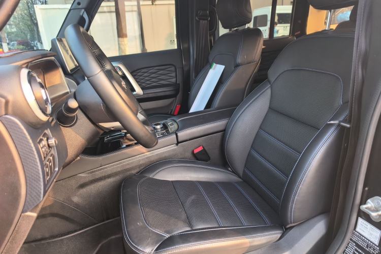 Used BAIC Off-Road BJ40 2021 2.0D Automatic Four-Wheel Drive Blade Hero Edition Adventurer Type
