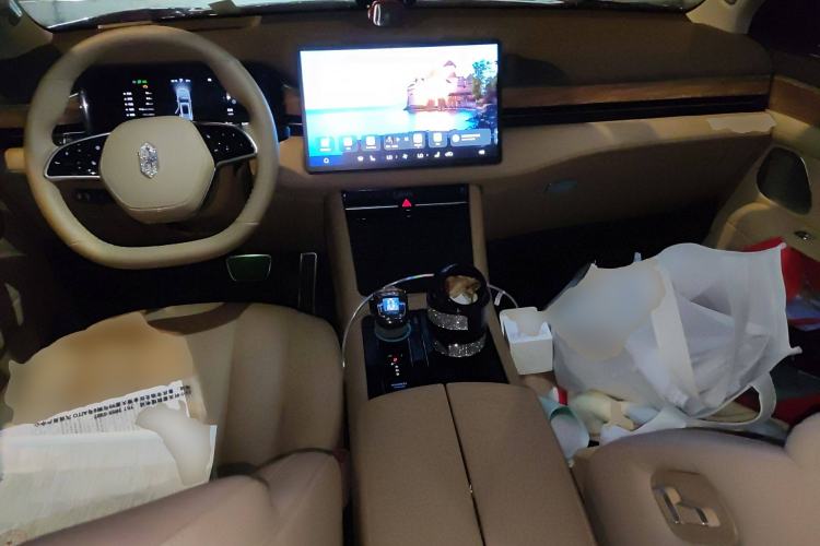 Used Hima AITO M7 2024 1.5T Rear-Drive Plus Version 5 Seats Center Console