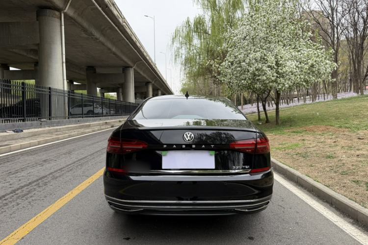 Used Volkswagen Passat 2020 330TSI Luxury Edition China VI Exterior 7