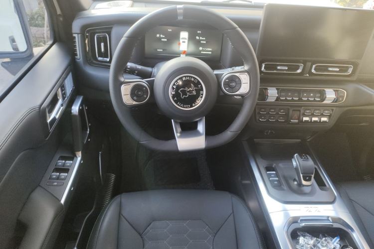 Used 212 T01 2024 2.0T Mechanic
